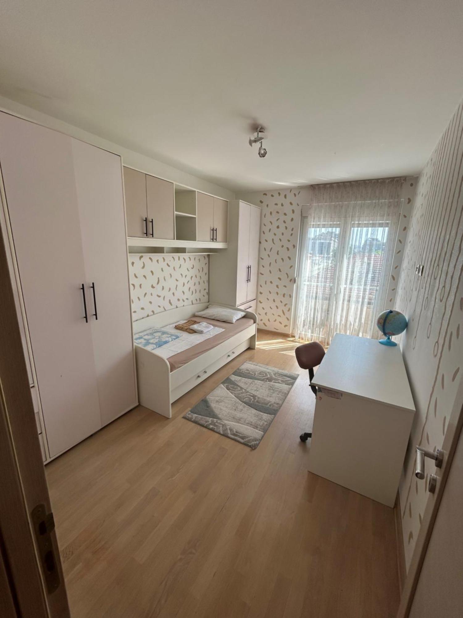 Ana'S 2 Bedrooms Lovely Flat Podgorica Buitenkant foto